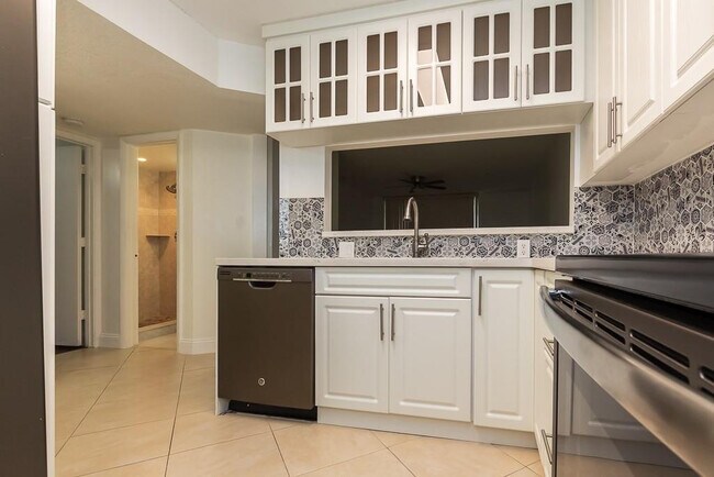 Foto del edificio - 9553 SW 1st Ct