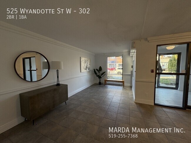 Photo du bâtiment - SPACIOUS 2 BED/1 BATH UNIT -DOWNTOWN INCLUSIVE W/$50 CAP!
