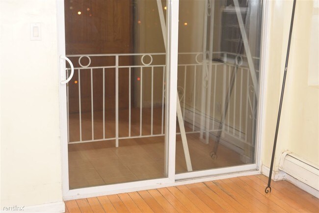 Foto del edificio - 2554 38th St