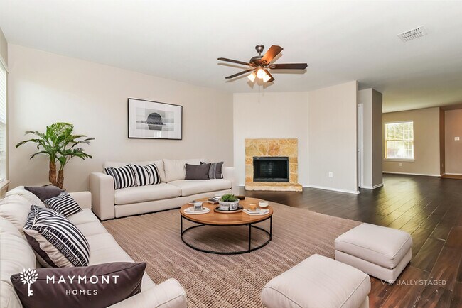 Foto del edificio - 512 Laurel Ln