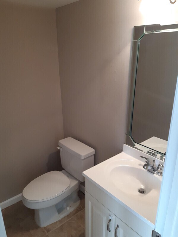 2705 Laclede Station Rd Unit D, Maplewood, MO 63143 Condo for Rent in