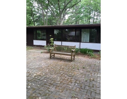 Building Photo - 135 Glezen Ln