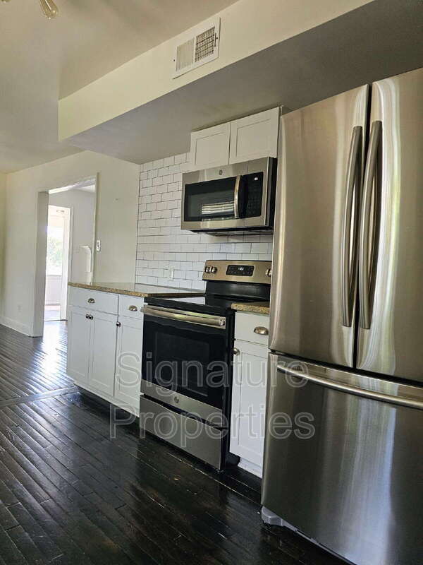 Foto del edificio - 2308 New Berne Rd
