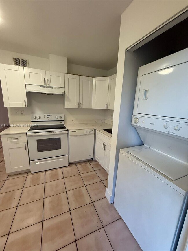 Foto del edificio - 9203 NW 38th Dr