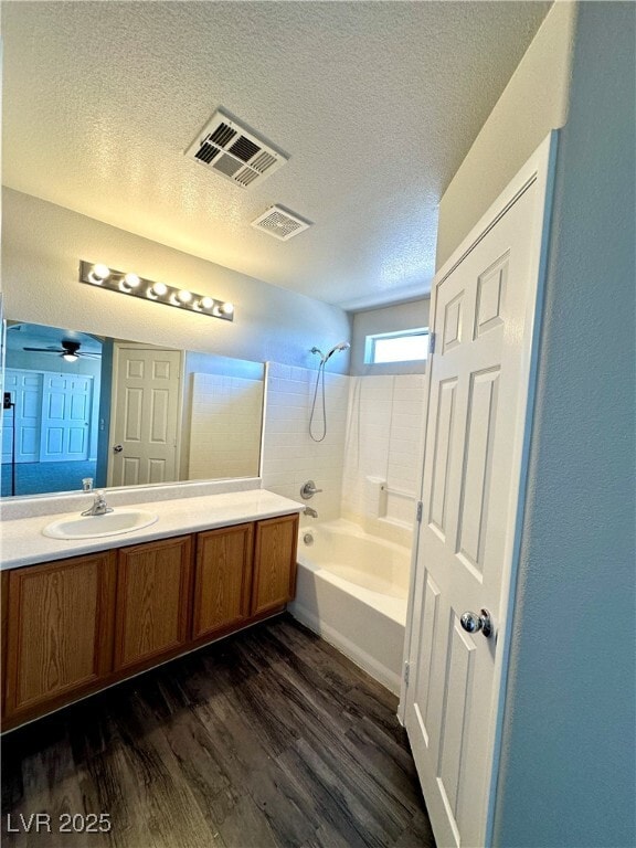 Building Photo - 2119 Tierra Del Verde St