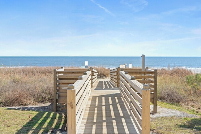 Building Photo - 1801 Withers Dr