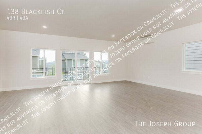 Foto del edificio - 138 Blackfish Ct