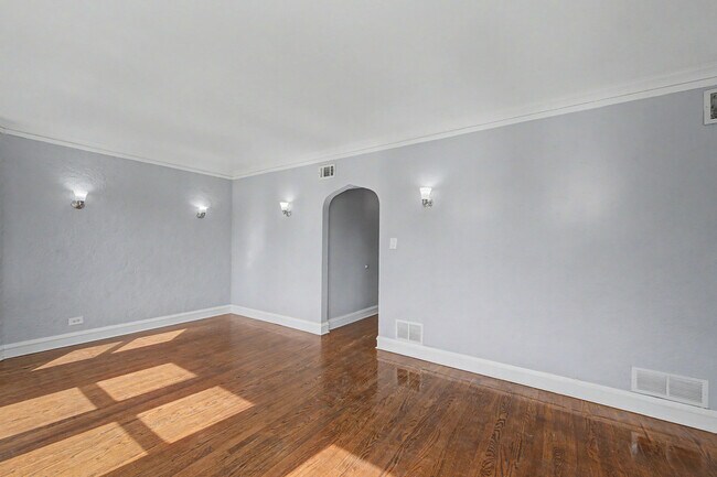 Foto del edificio - 10724 S Ave C