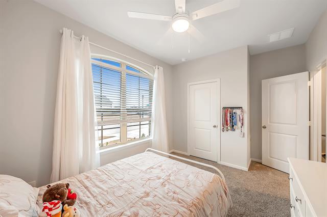 Building Photo - 156 Birch St