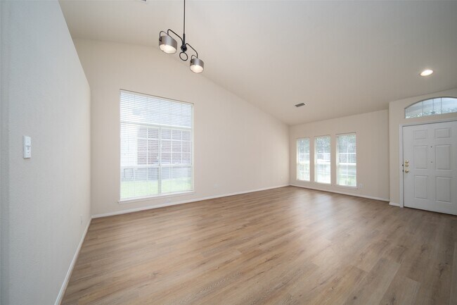 Foto del edificio - 18 Painted Canyon Pl