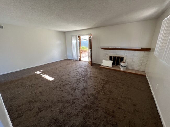 Building Photo - 11236 Royal Palm Blvd