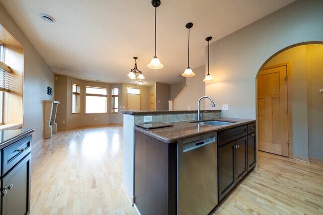Foto del edificio - 852 W Berwood Ave