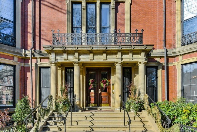 Foto del edificio - 163 Marlborough St