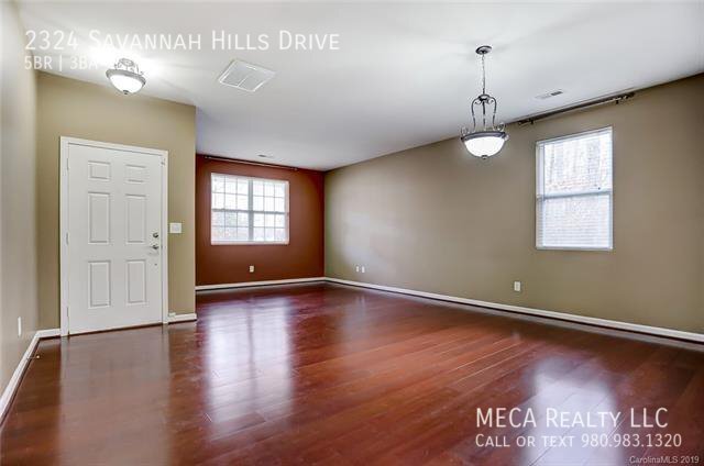 Building Photo - 2324 Savannah Hills Dr