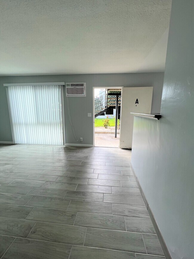 Foto del edificio - 201 N Montague Ave