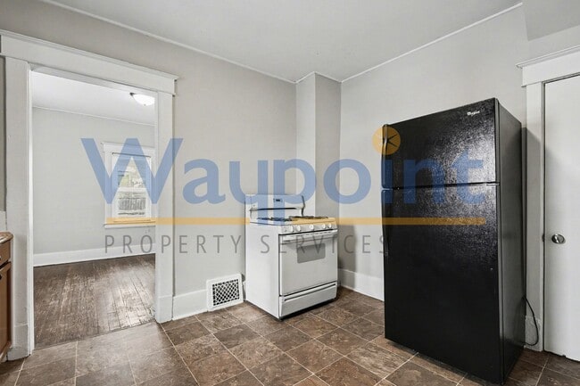 Building Photo - 412 Breens Ct SW