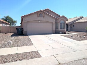 Building Photo - 9520 E Briana Ln