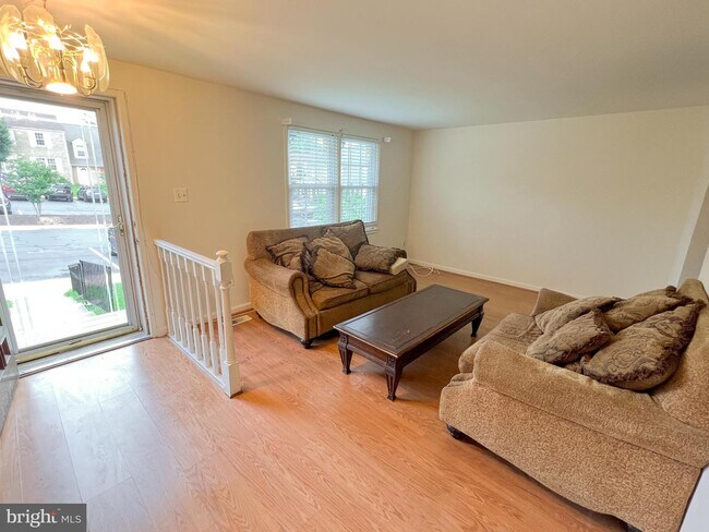 Building Photo - 13206 Lantern Hill Ct