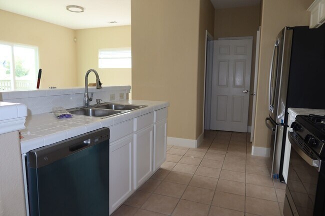 Foto del edificio - Agavae - MLK / 183 - Remodeled 3BD 2.5BA -...