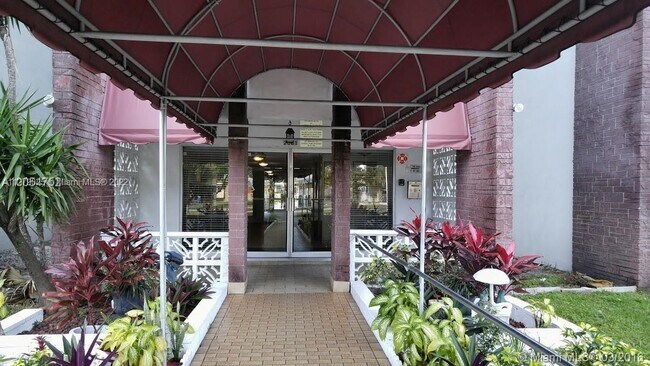 Foto del edificio - 2061 NW 47th Ave