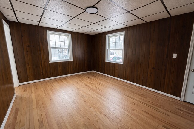 Foto del edificio - Updated 3BR Home with Garage and Fenced Yard