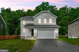 Building Photo - 2848 White Tail Dr