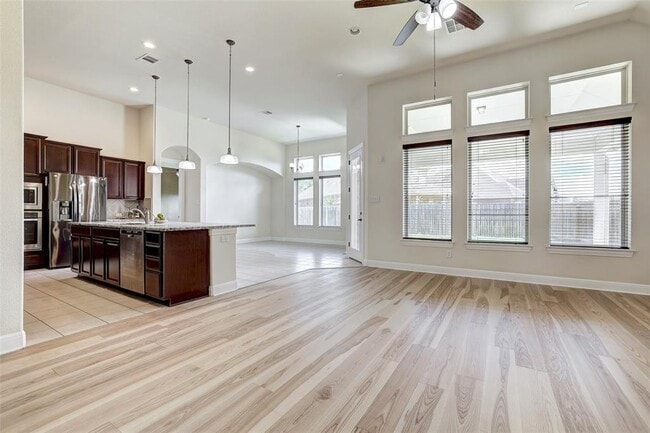 Building Photo - 2416 Millbrook Loop
