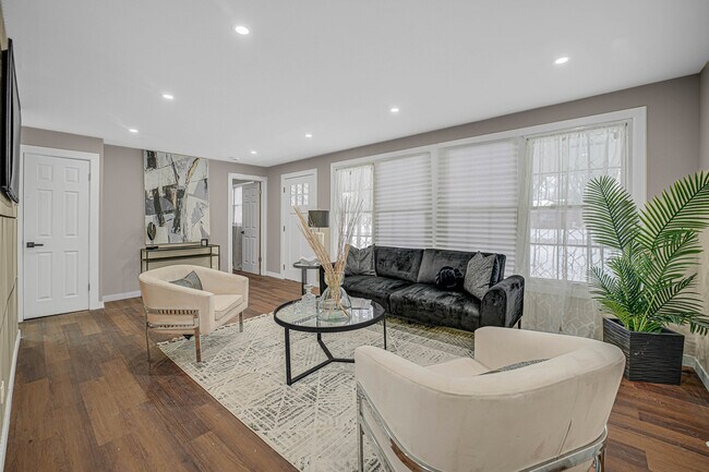 Foto del edificio - 18331 John Ave