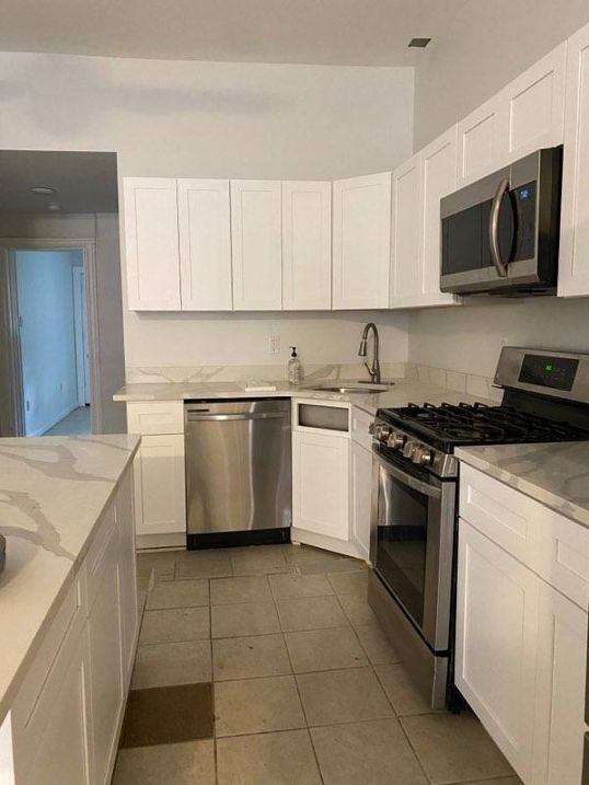 Kitchen - 3112 Kennett Sq