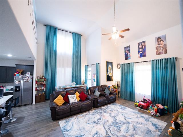 Foto del edificio - 9820 Elk Falls Lane