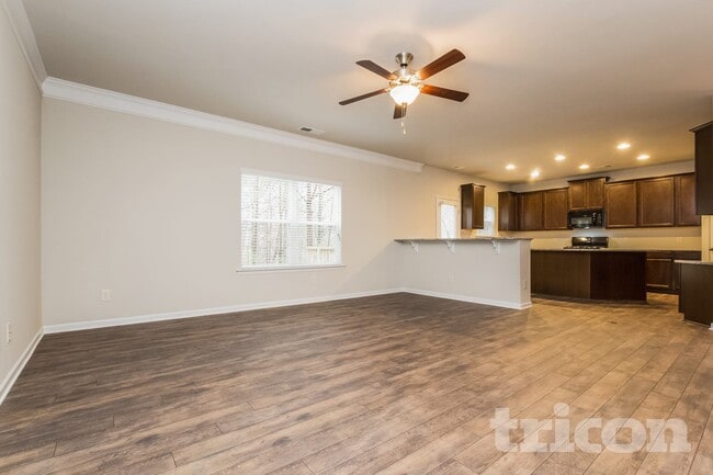 Foto del edificio - 55 Thorndale Ct