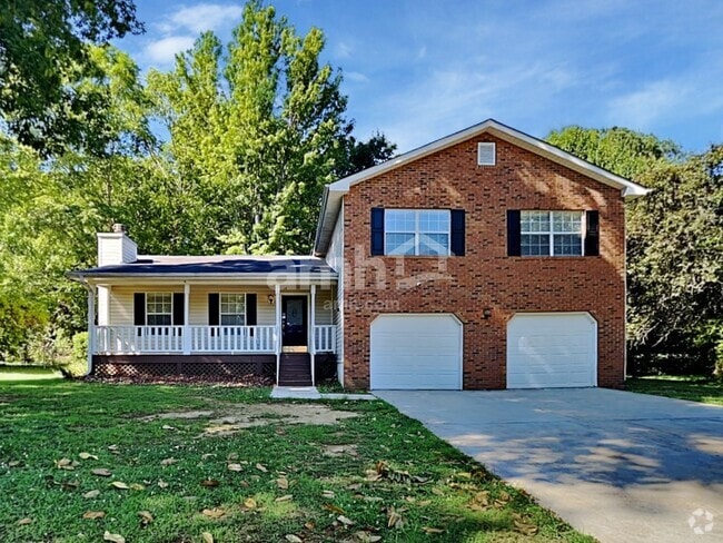 Building Photo - 137 Solomon Dr