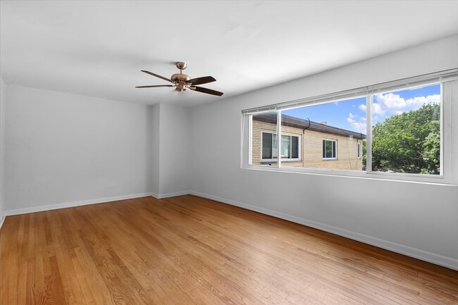 Foto del edificio - 6719 N Hermitage Ave