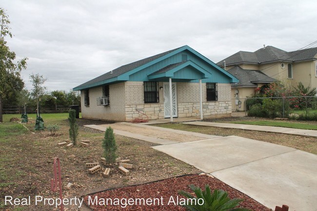 Building Photo - 1741 W Mally Blvd