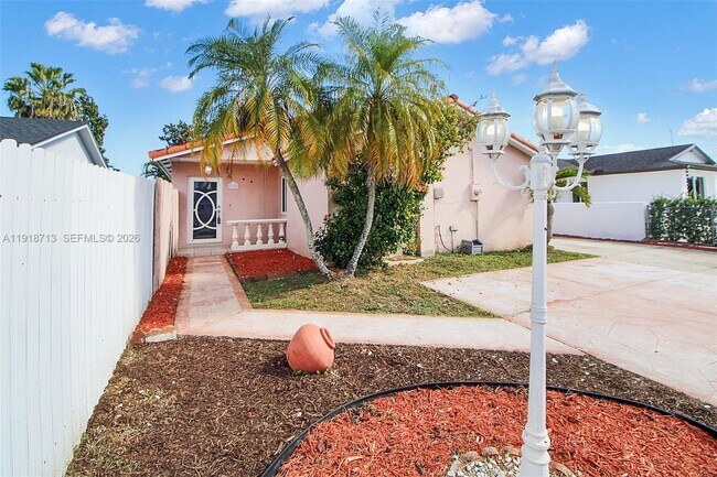 Foto del edificio - 19721 SW 122nd Pl