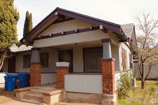 Building Photo - 106 D Autremont Ave