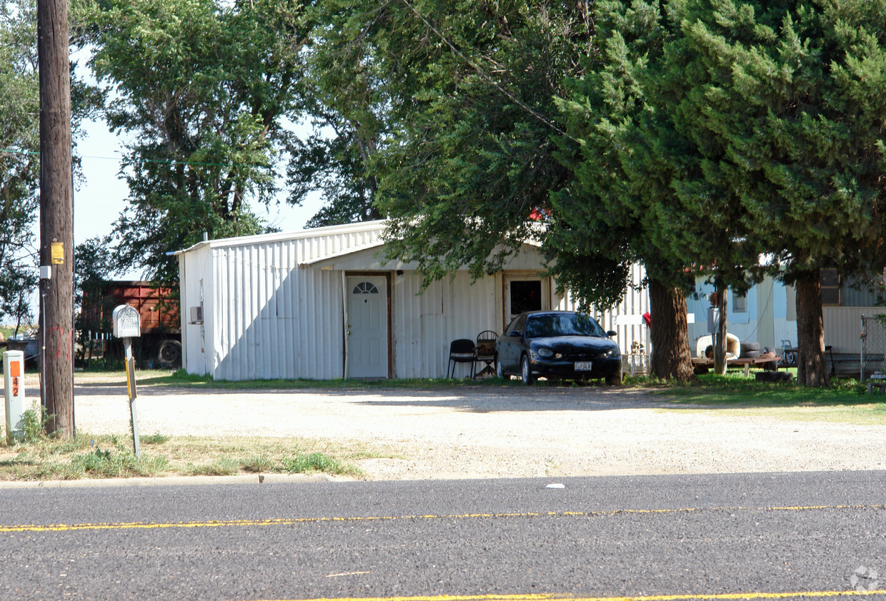 Building Photo - 2413 E 5th St