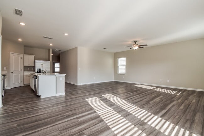 Foto del edificio - 570 Knightsbridge Ln