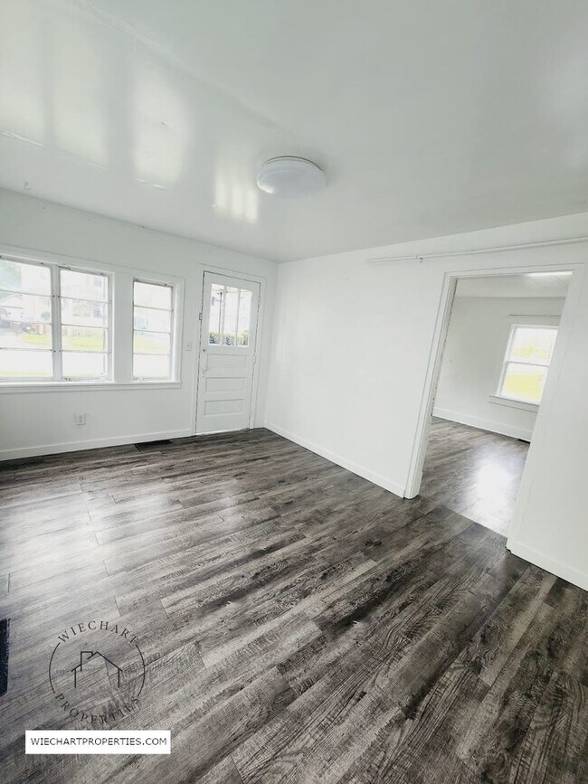 Foto del edificio - 654 S Dana Ave