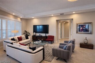 Building Photo - 2547 Marquesa Royale Ln