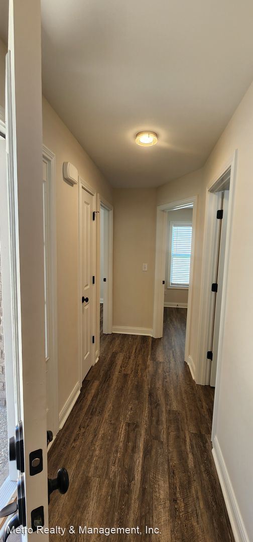 Building Photo - 3 br, 2 bath House - 9005 Raintree Drive
