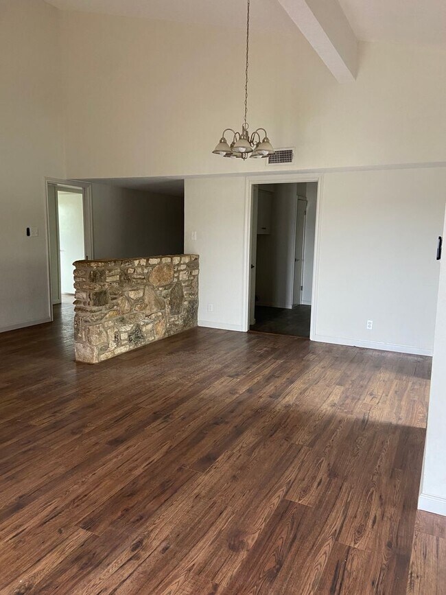 Foto del edificio - 1389 River Ranch Dr