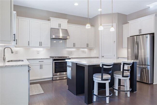 Foto del edificio - 1859 Commons Pl NW