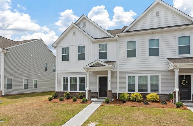 Building Photo - 300 Surfbird Rd