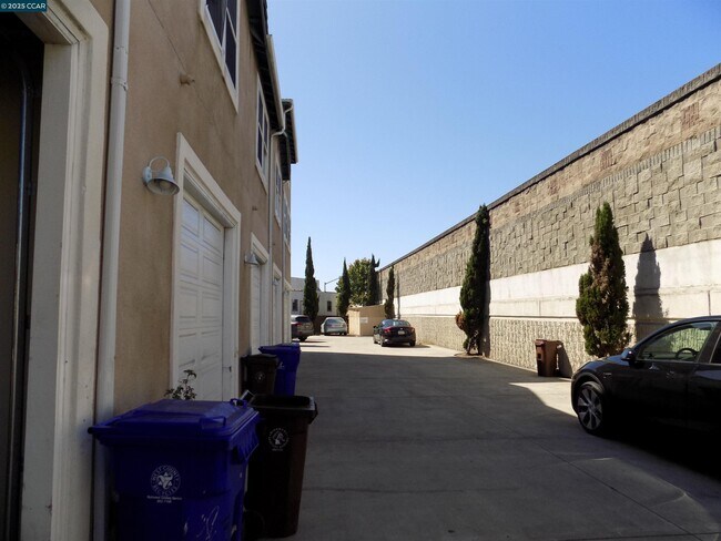 Foto del edificio - 5114 6th St