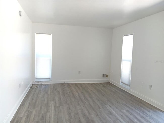 Building Photo - 885 Beltrees St