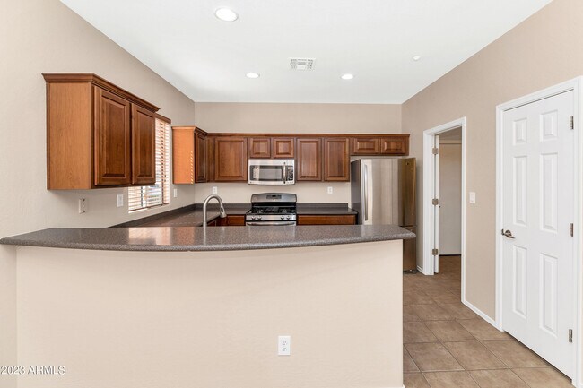 Building Photo - 40291 N La Cantera Dr