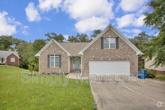 Building Photo - 121 Oakmont Dr