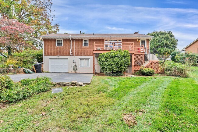 Foto del edificio - 6734 McKinney St