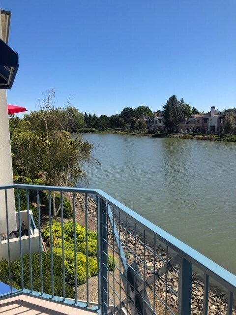Building Photo - WATERFRONT REDWOOD SHORES CONDO